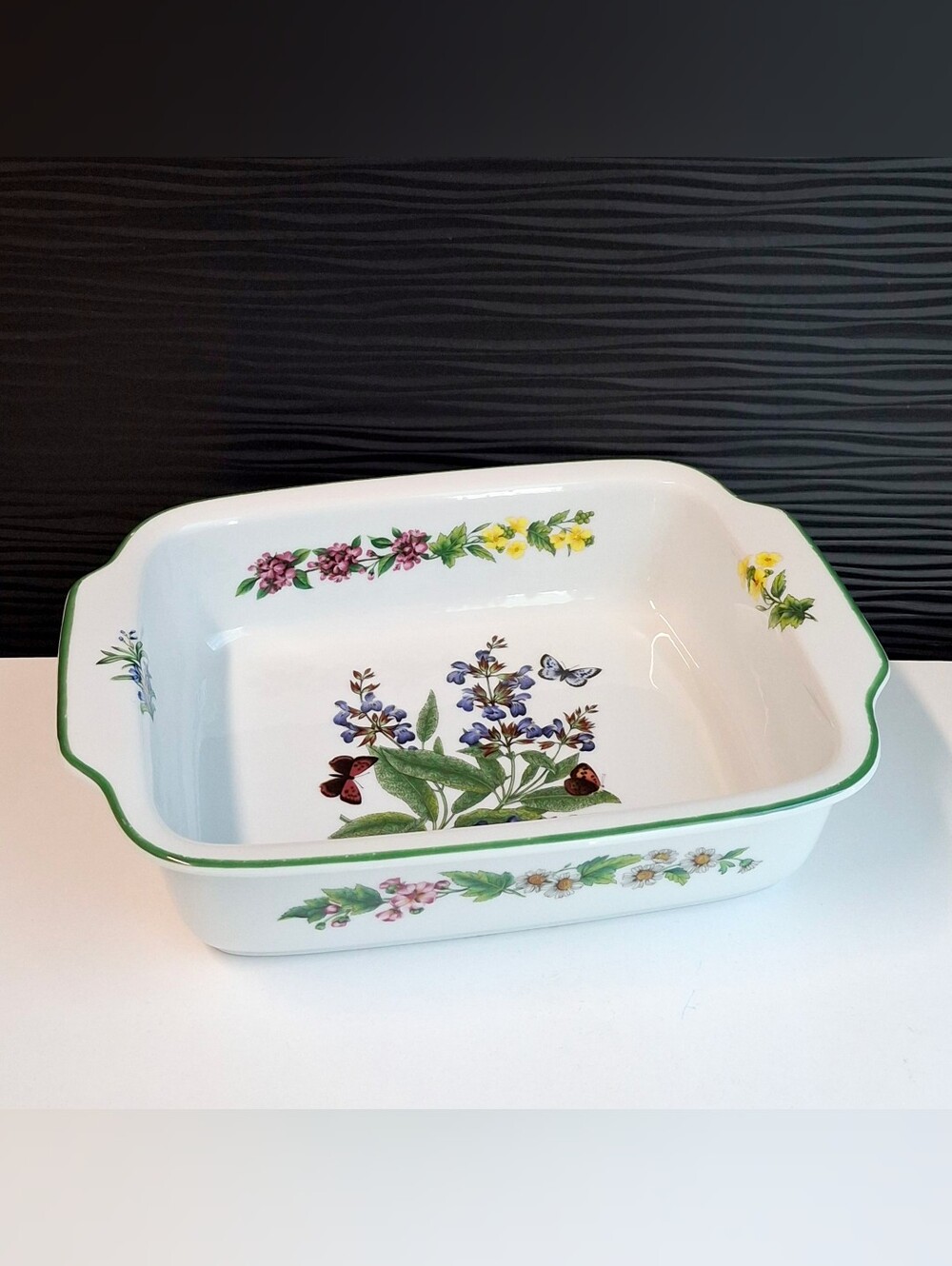 Royal Worcester Fine Porcelain Sage Botanical Baking Serving Dish 11 5/8" X 9"